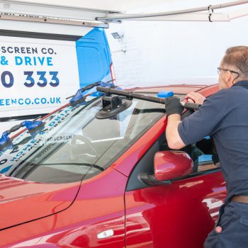 car windscreen replacement