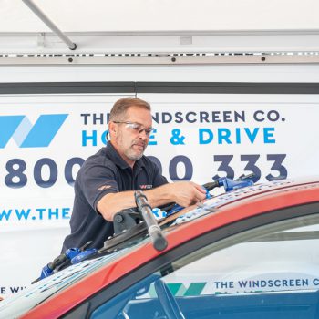 windscreen replacement in action