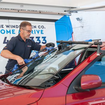 car windscreen replacement