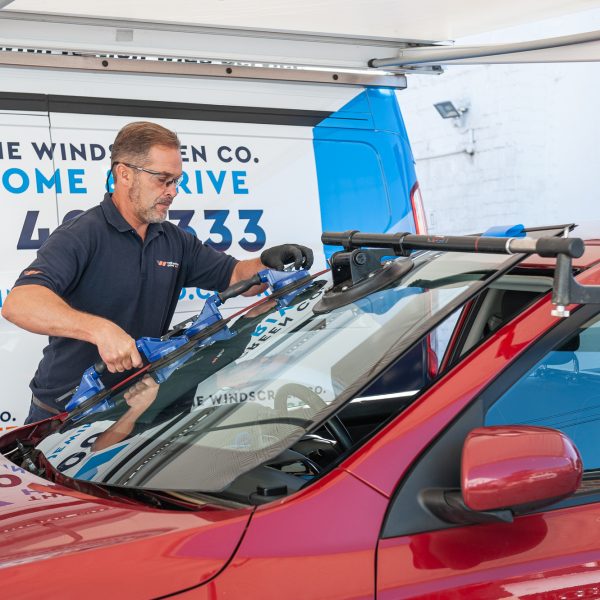 car-windscreen-replacement